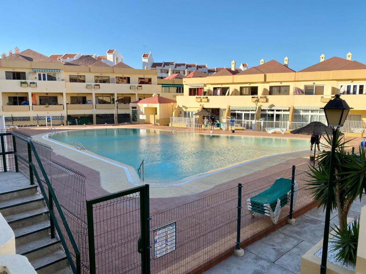 Loft Playa Torviscas,Garaje Gratis , Recien Reformado Apartment Costa Adeje  Exterior photo